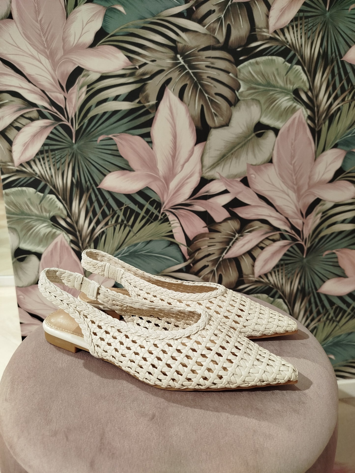 Slingback IRIS