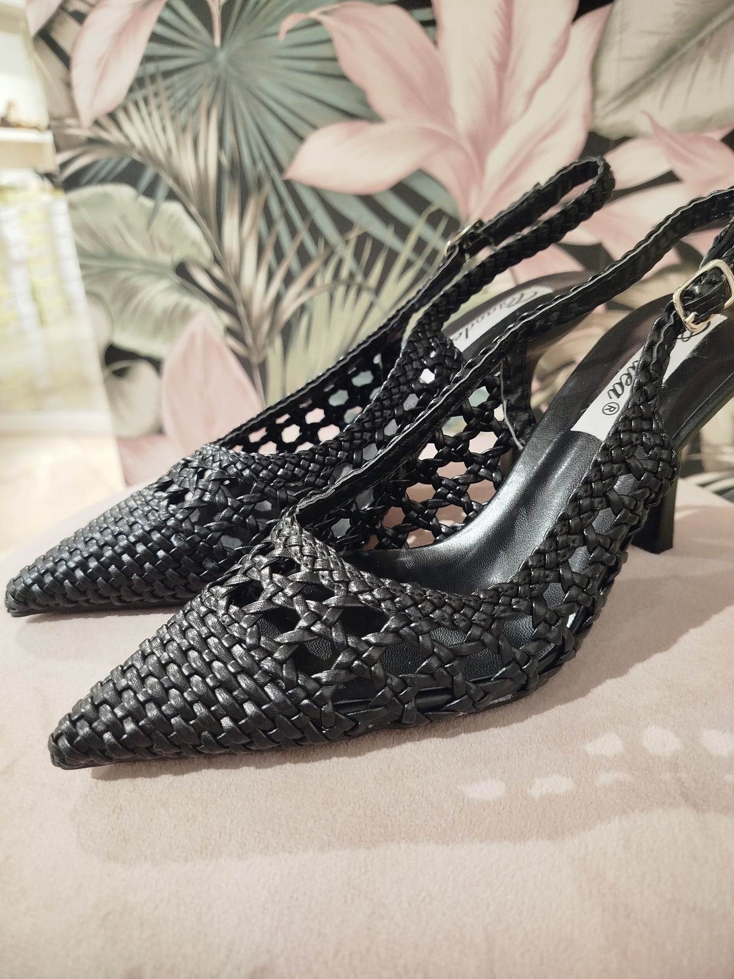 Slingback EVA